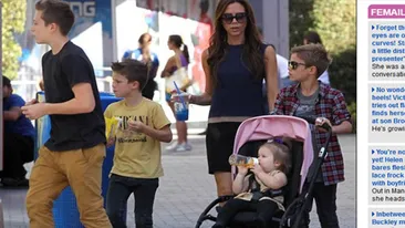 Adora tocurile inalte si acum stim de ce! Victoria Beckham este mai mica in inaltime decat fiul ei de 13 ani