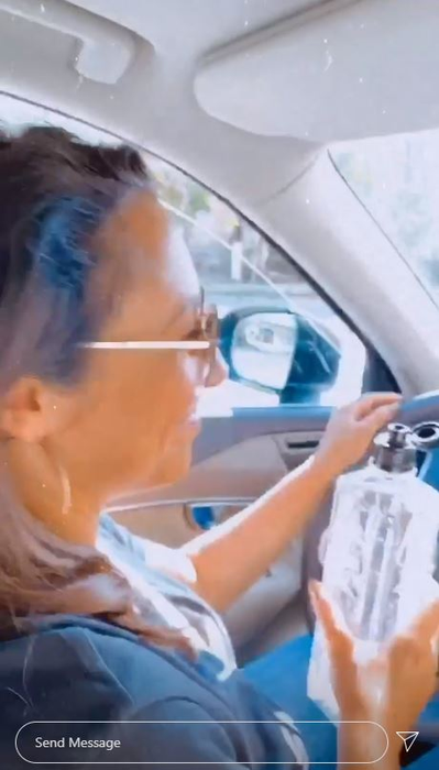 Andra și Cătălin Măruță, replici înțepătoare în timp ce artista își conduce bolidul, iar el este în dreapta ei: “Pe bune? Nu-mi vine să cred! M-ai…” + ce l-a nemulțumit pe prezentator | VIDEO