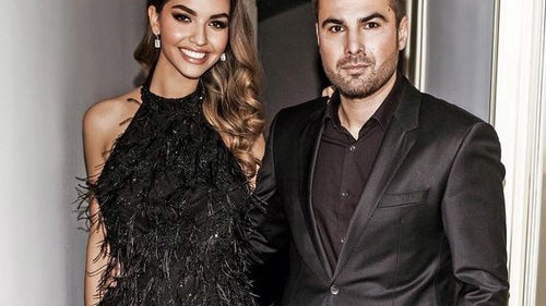Breaking news: Mutu & Sandra spun „Da!“. Se însoară a treia oară de „Valentine’s Day“!