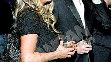 Burlacul Taniei Budi jongleaza cu femeile! E insurat si asteapta un copil