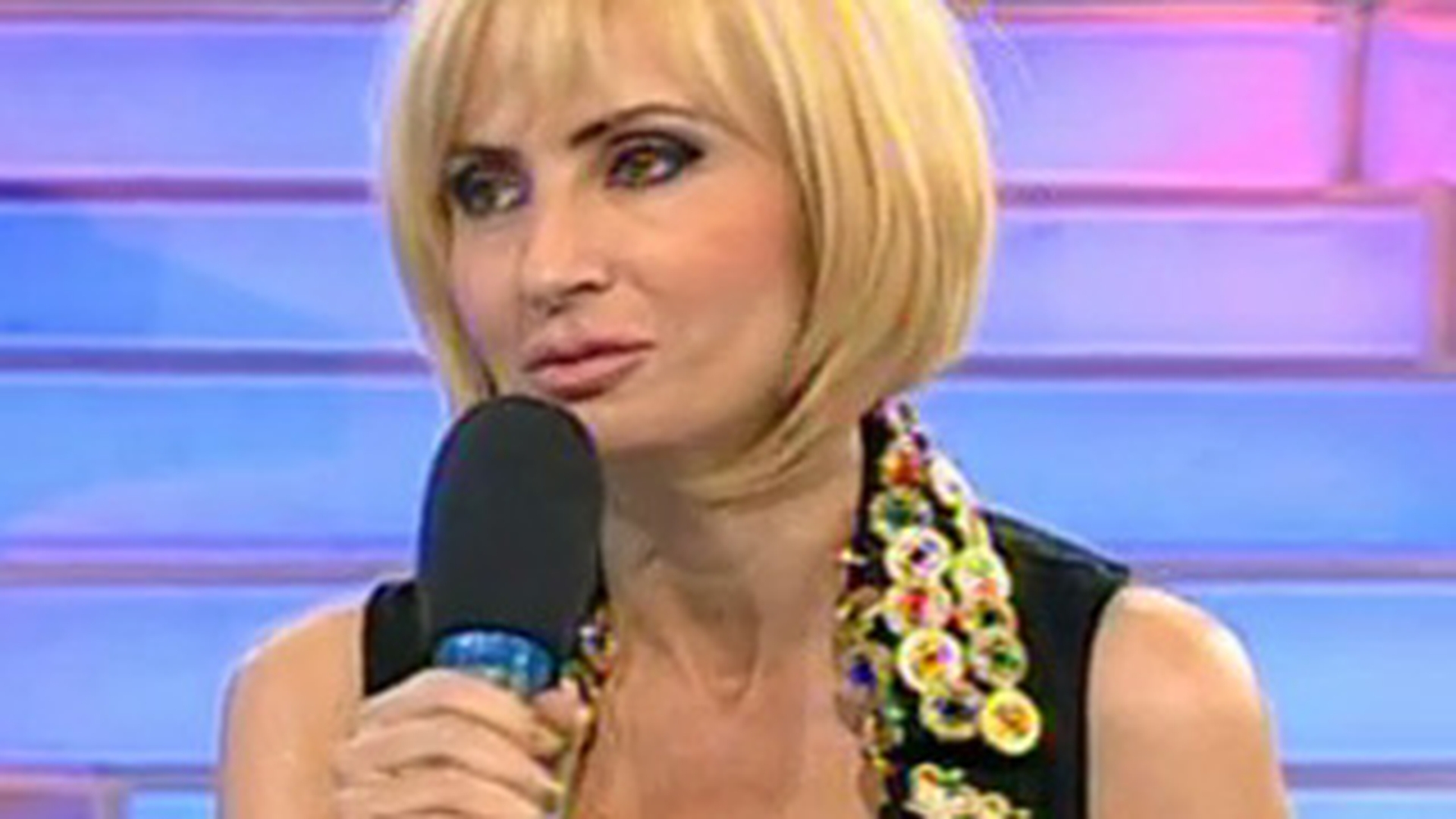 Daniela Gyorfi a stat o luna in vacanta in Austria si Italia! "Mi-am luat haine si incaltaminte de la reduceri, ca am suferit cand eram mica si am ramas cu un fix