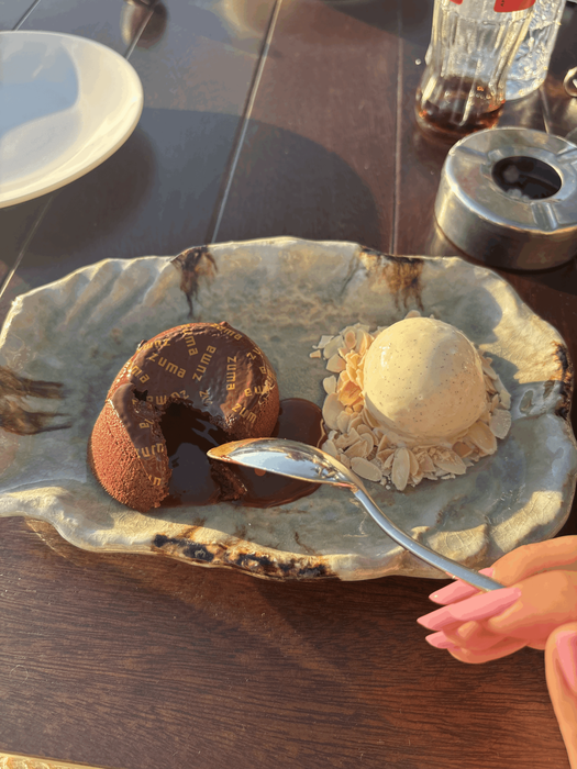 Check in | Am dat 148 de euro pe cină la Zuma Mykonos și am plecat cu un singur gând: sushi-ul din București e rege! Experiența mea la unul dintre cele mai populare restaurante de pe insulă