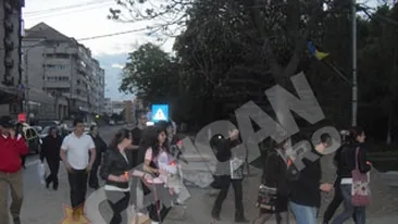 Mars funebru in memoria cainilor ucisi la Botosani