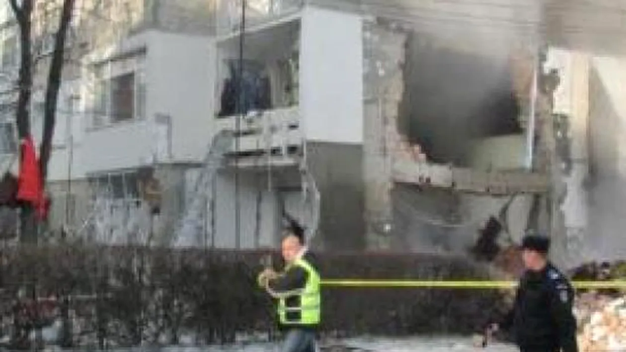 VIDEO. Explozie devastatoare într-un bloc din Lugoj! Ce s-a întâmplat cu locatarii