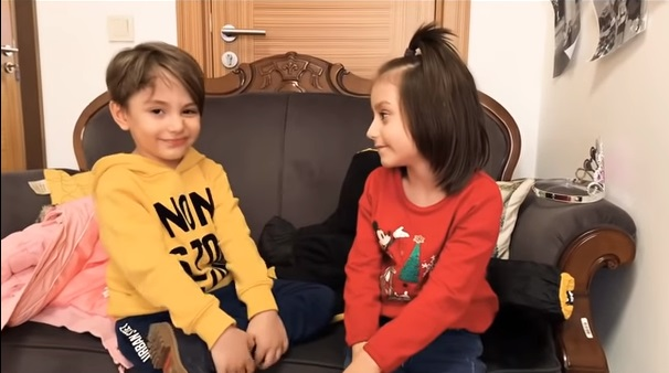 Andreea Mantea, interviu savuros cu David și iubita lui! Ce răspuns i-a dat fiul vedetei Kanal D când l-a întrebat de ce o iubește pe Ana