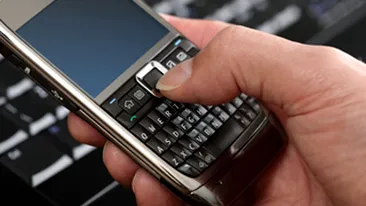 Un iesean de 20 de ani a dat SMS-uri rudelor in care le spunea ca se sinucide! S-a spanzurat din dragoste!