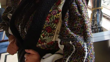 Vicoveanca: Eu nu m-am vazut niciodata frumoasa si d-aia nu am vrut sa fiu mireasa. Prietena mea, oglinda, imi spune adevarul!