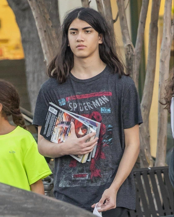 FOTO| Cum arată fiul cel mic al lui Michael Jackson? Blanket a împlinit 18 ani