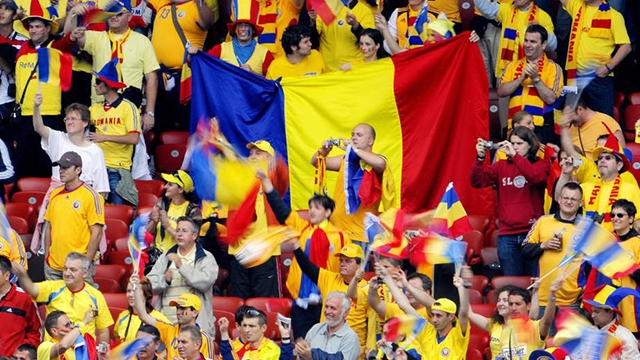 ROMANIA-GRECIA LIVE! Vezi ce GEST EXTREM a facut un suporter al "tricolorilor" inaintea returului cu grecii