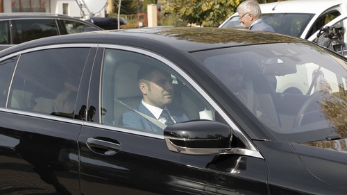 Mutu, implicat într-un accident rutier în ziua nunţii lui!