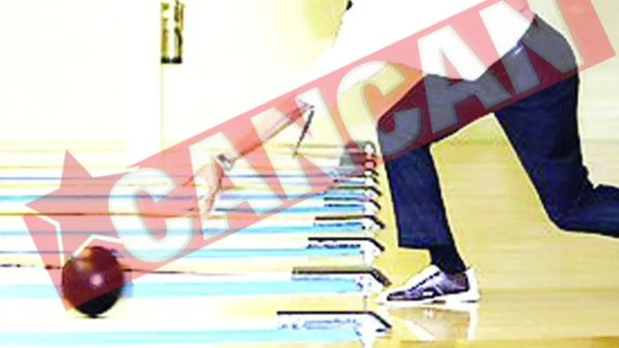 Obama, batut la popice de o femeie