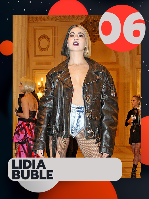 TOP 20 sexy vedete care au arătat tot! Daniela Crudu, Lidia Buble sau Andreea Bănică s-au încurcat în…pantalonașii buclucași!