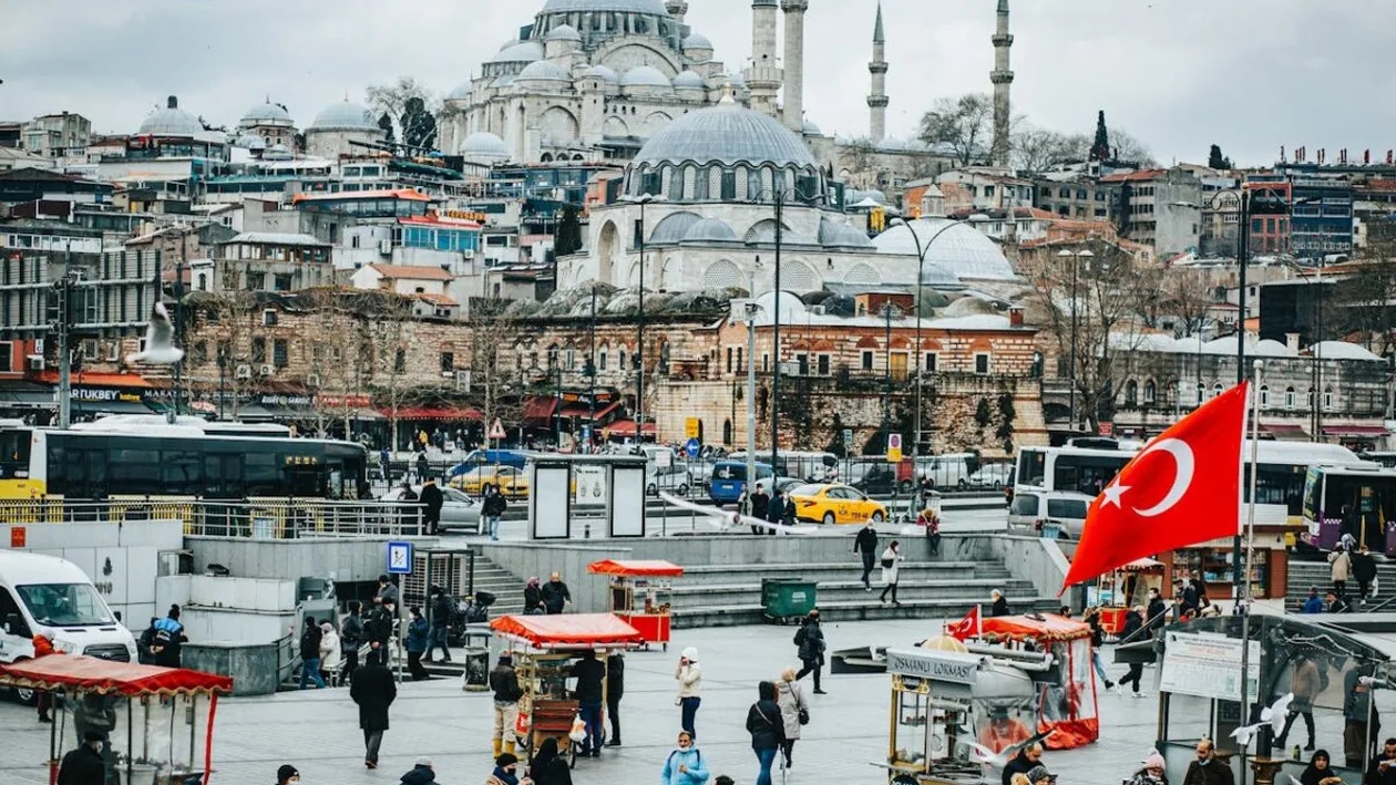 Turiștii își anulează vacanțele în Turcia înainte de Paște. Ce i-a speriat în ultimele zile