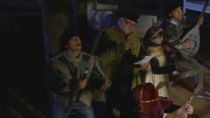Cum a surprins-o Bebe Cotimanis pe Carmen Tanase cu o serenada. Imagini inedite, marti, de la 20:30, numai pe Acasa TV