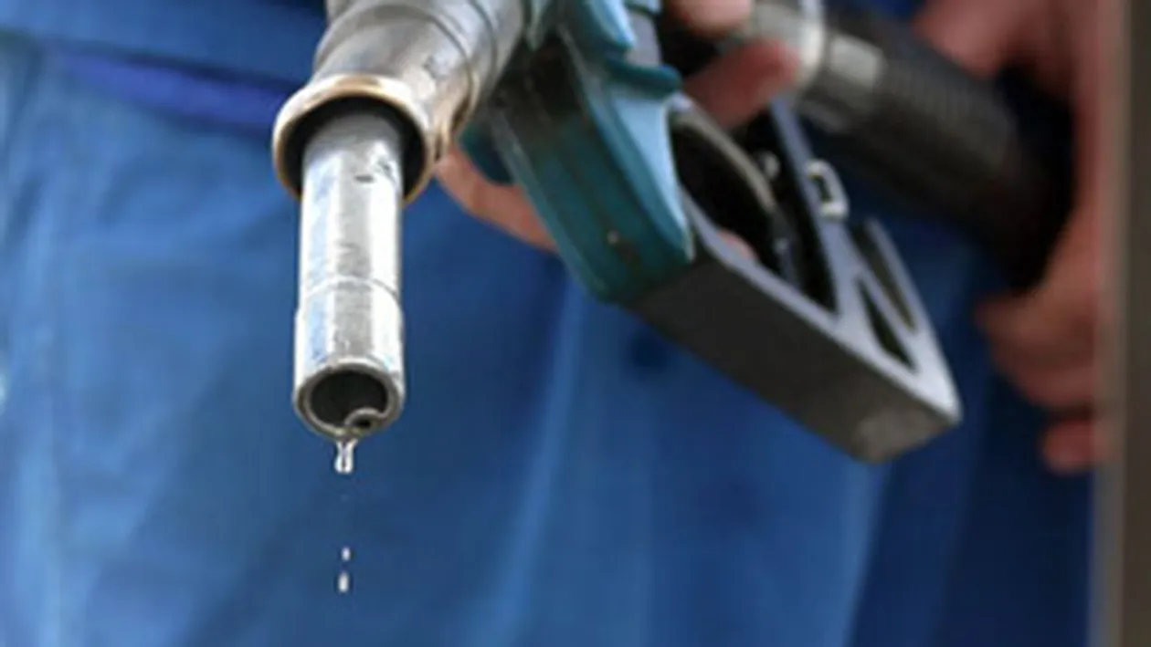Se ieftinesc benzina si motorina! Calculeaza ce economii substantiale poti sa faci la un plin!