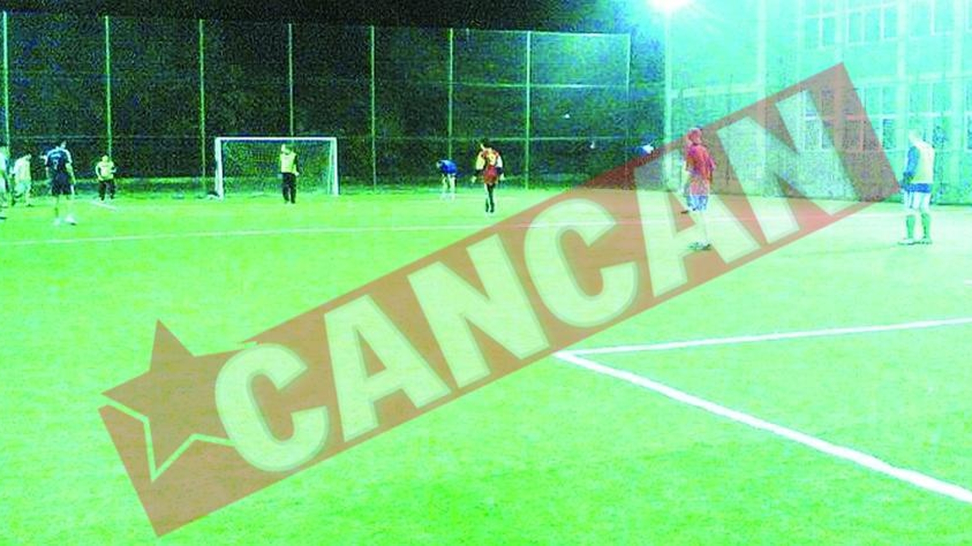 Terenurile de sport nocturne, o afacere estivala profitabila