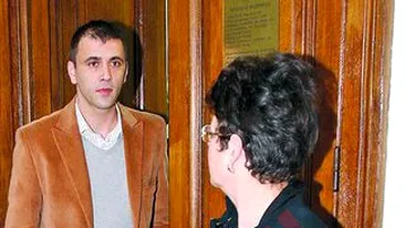 Cosmin Cernat vrea sa-si vada zilnic copilele