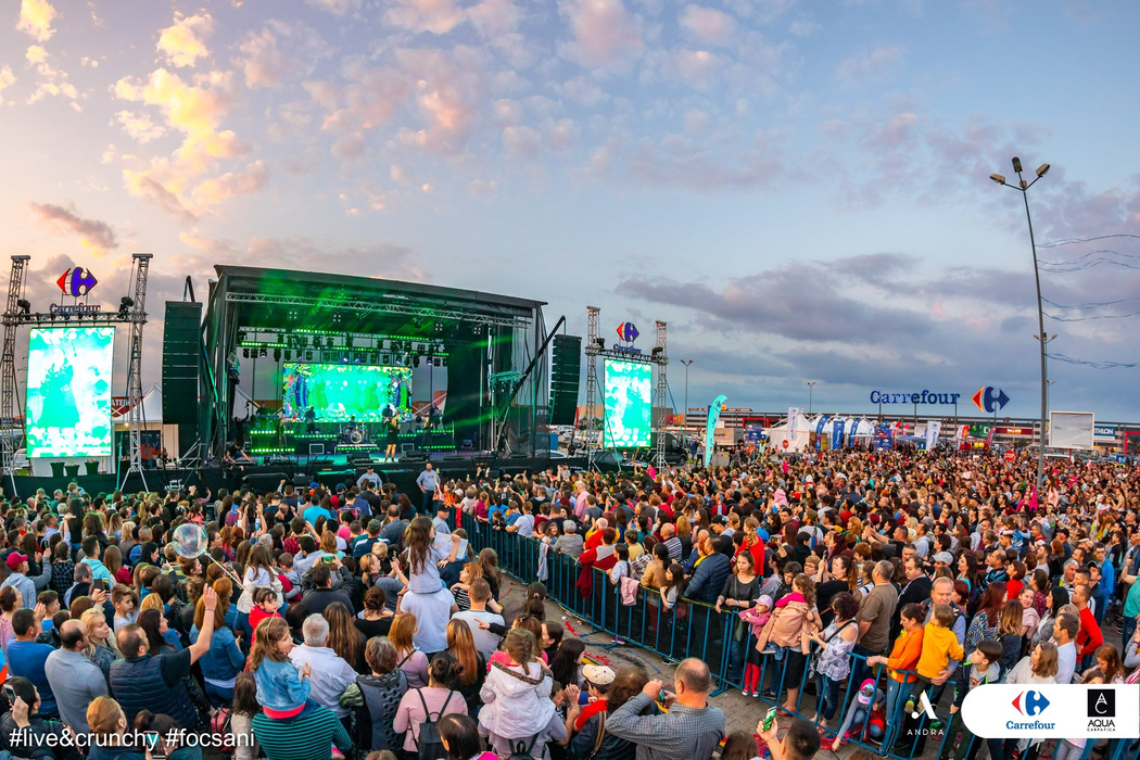 Andra Măruță, scene uluitoare în timpul concertului din Focșani! Ce i-au făcut cei din primul rând
