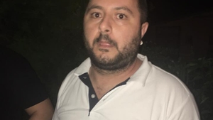 Un milionar a fost sunat de bărbatul din imagini şi s-au întâlnit în Herăstrău! Poliţia a intervenit: „Vă rog sa daţi share! Lumea trebuie să ştie!“