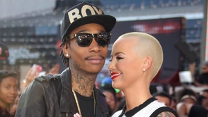 Modelul Amber Rose si rapperul Wiz Khalifa au decis sa divorteze, dupa un an de casatorie