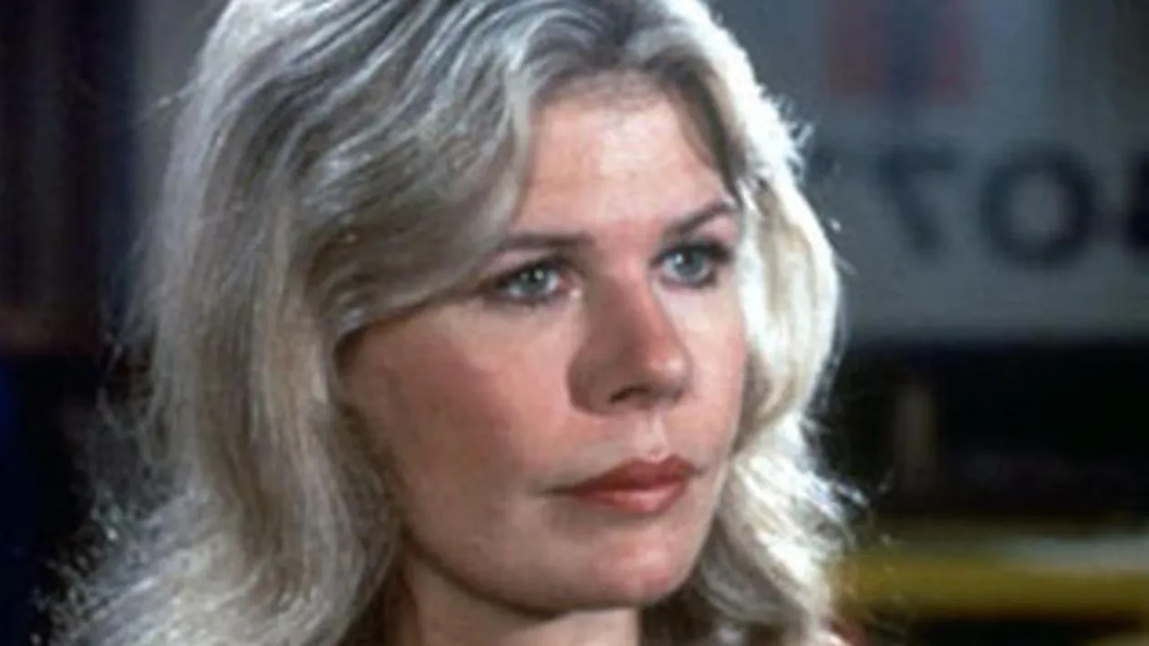 O mai tii minte pe Buze Fierbinti din M.A.S.H? Cum arata acum, la 31 de ani de la terminarea serialului