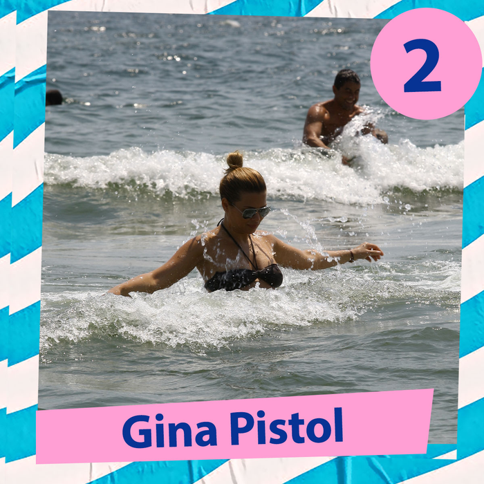 Top 30 vedete care se hârjonesc în apă în cele mai sexy poziții. Ce locuri ocupă Ramona Olaru, Antonia ori Gina Pistol între “Reginele Splash-urilor”
