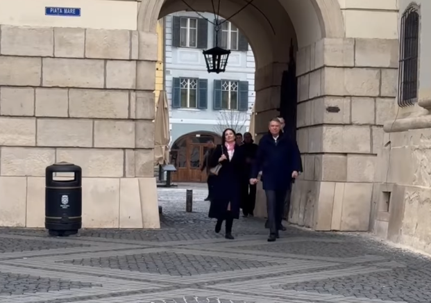 Unde a fost văzut Klaus Iohannis, după ce a devenit șomer. Prima apariție în public după ce a demisionat din funcția de șef de stat