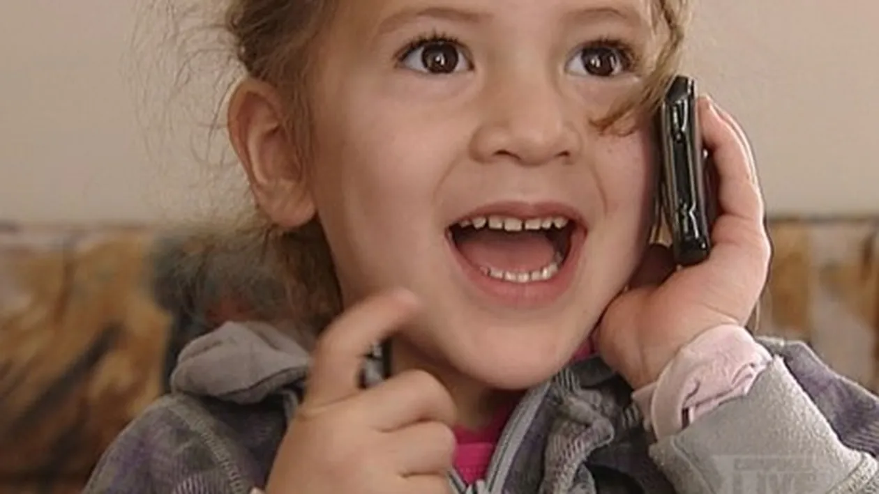 O fetita din Irlanda catre reprezentantul unei companii de demolari: Cat m-ar costa sa distrug scoala cu tot cu profesorii in ea