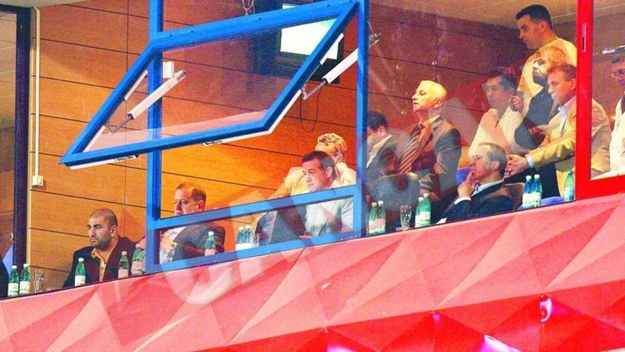 Bodyguarzii lui Becali i-au amenintat pe fani