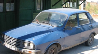 Politist anchetat pentru ca oprea doar Dacii!