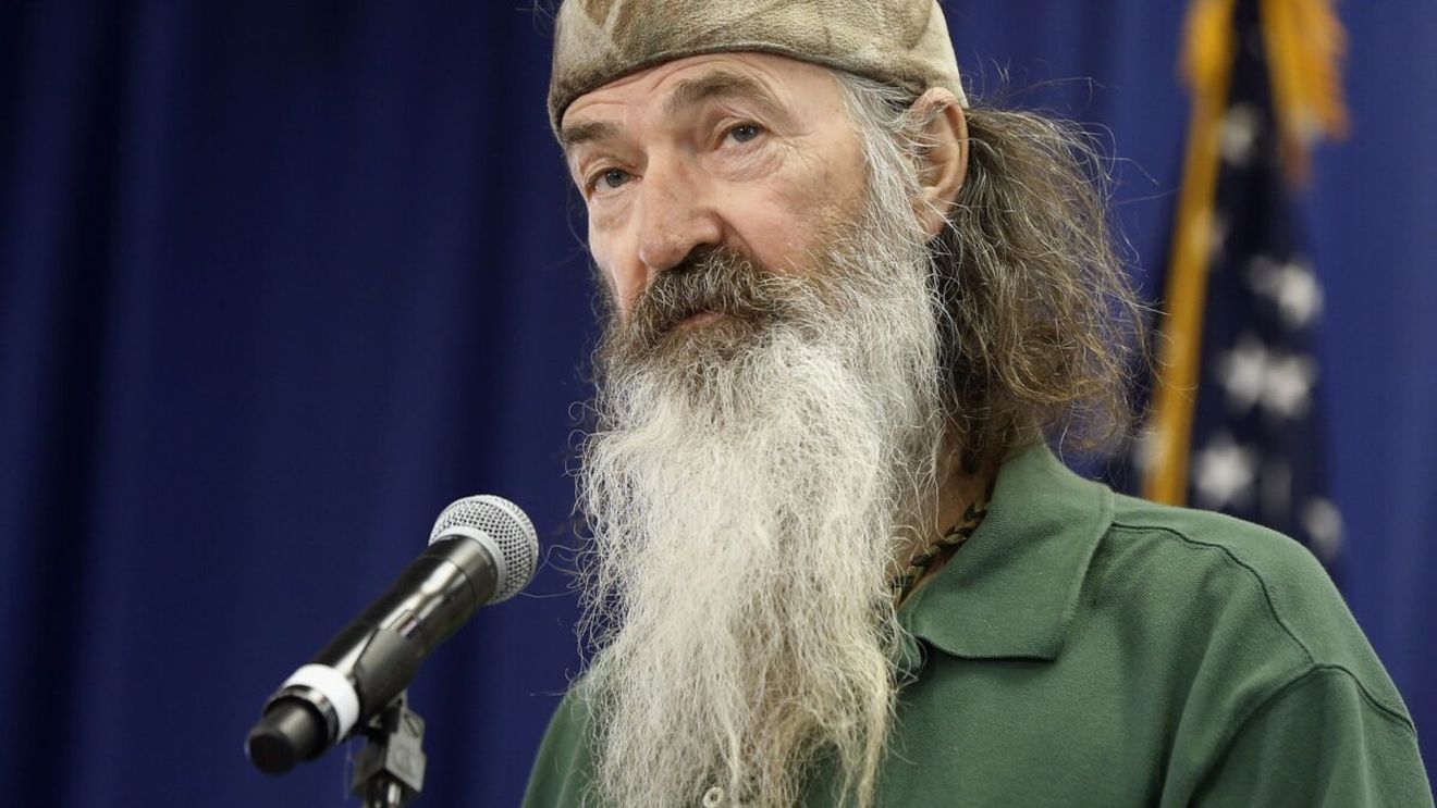 Vânătorul Phil Robertson, cunoscut pentru fondarea Duck Commander, a murit