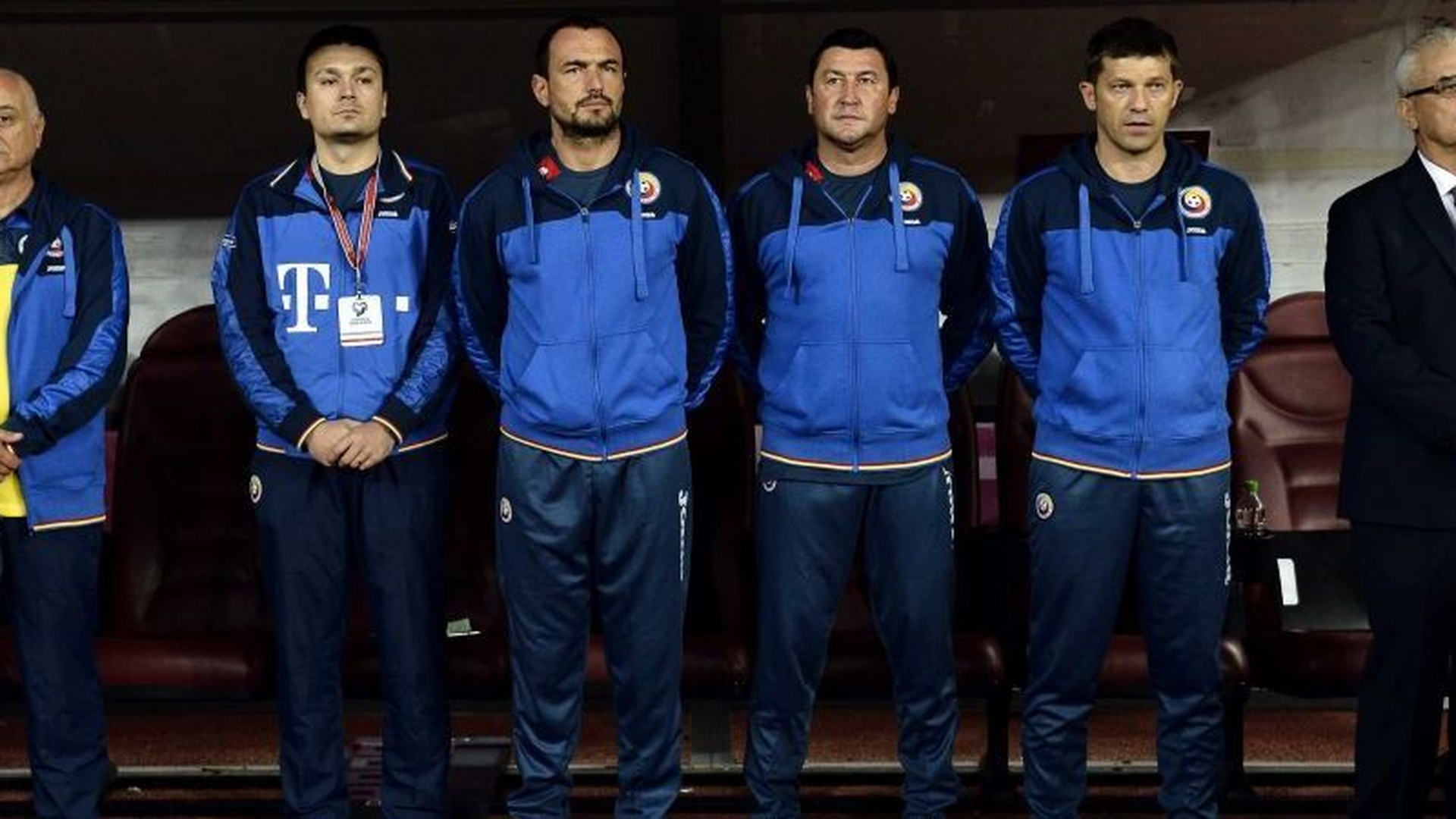 Staff-ul medical de la echipa naţională de fotbal, concediat ÎN TOTALITATE cu doar o lună înainte de CE 