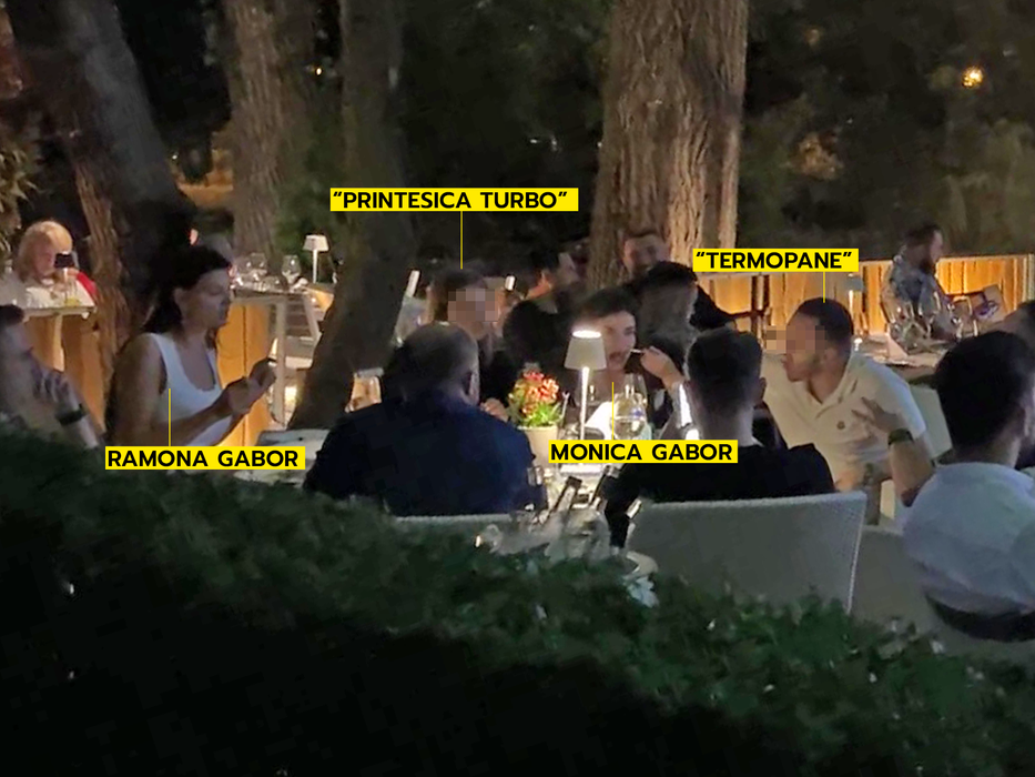 "Prințesica Turbo" a stat la masă lângă surorile Gabor  (Foto: CANCAN.RO)