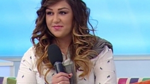 O fostă concurentă de la ‘’Mireasă pentru fiul meu’’ şi-a etalat colăceii şi celulita pe plajă! Cum arată tânăra în costum de baie