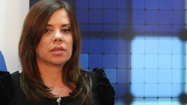 Luminita Anghel, UMILITA in vazul tuturor! Se uitau urat la mine...