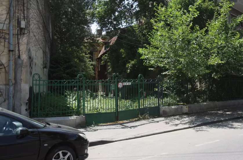 Fosta casă din Piața Romană a lui Mircea Lucescu / sursă foto: social media