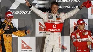 Button a castigat Marele Premiu de Formula 1 al Australiei! Schumacher a terminat al zecelea!