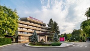 Crowne Plaza, de 25 ani în România