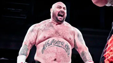 Asta e cea mai mare inclestare din istorie: 300 de kilograme de muschi in ring! Sandu Lungu da de pamant cu un alt colos!