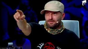 Afecțiunea de care suferă Cheloo, de fapt. Artistul și-a provocat o rană la gât și a fugit din Spitalul de Psihiatrie