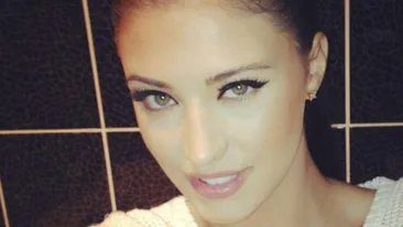 Stie perfect engleza, dar stai sa o auzi vorbind moldoveneste. Antonia si-a facut fanii sa rada in hohote cu aceasta inregistrare