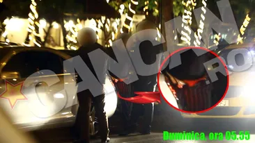 Un manelist celebru, filmat cand coboara dintr-o masina cu pantalonii in vine! Calatorise cu doua blonde!