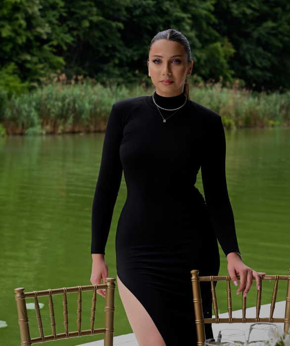 Cine este şi cu ce se ocupă Meira, sora lui Radu Drăguşin?
