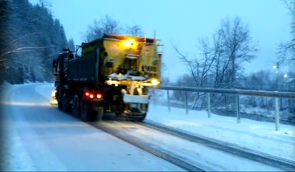 A nins ca în poveşti în România, noaptea trecută! Zonele unde zăpada a făcut ravagii. FOTO