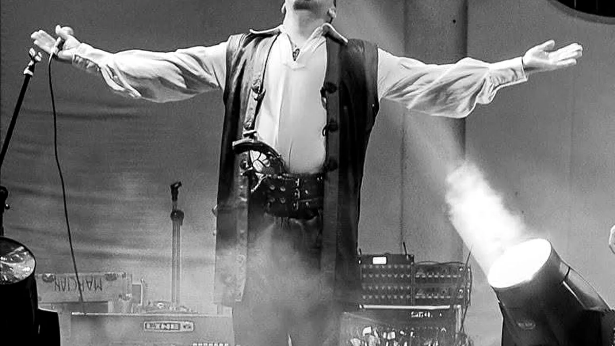 Bucurie mare în showbiz! Artistul a devenit tată, pentru prima oară, la 53 de ani