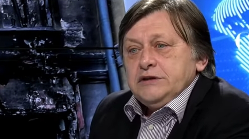VIDEO EXCLUSIV! Crin Antonescu, așa cum nu l-ai mai văzut niciodată. Apariție surpriză în public, cum îi poartă de grijă doamnei speciale de lângă el