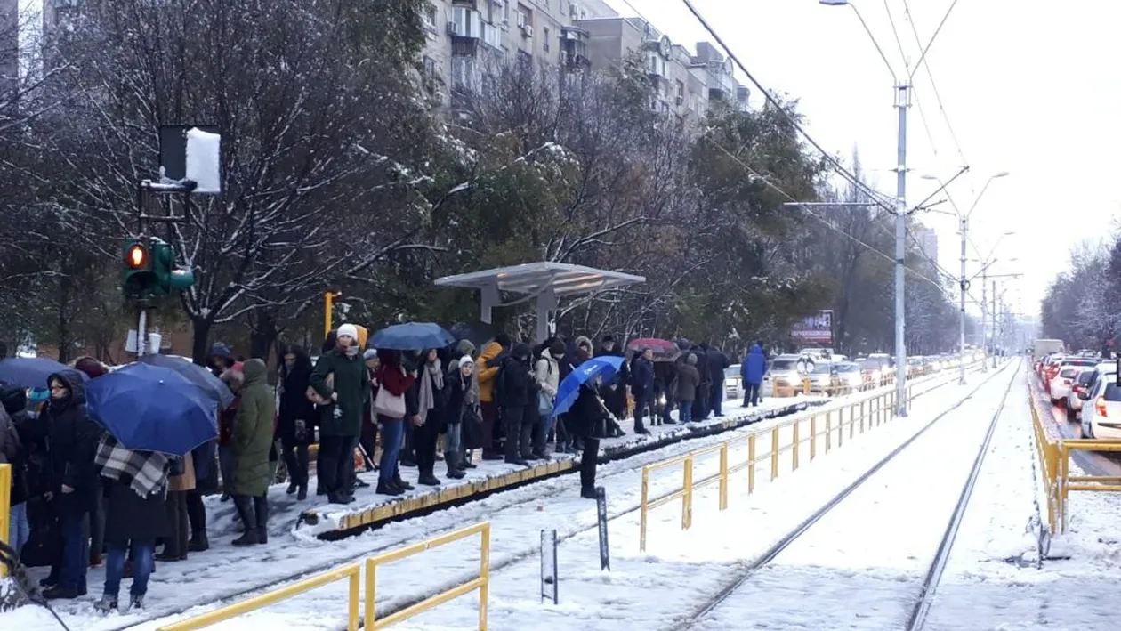 ANM a emis o prognoză meteo specială pentru București. Cum va fi vremea după o noapte cu ninsori