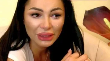 A murit cu ochii deschişi. Am chemat salvarea, am încercat să îi fac respiraţie gură la gură. Era deja mort