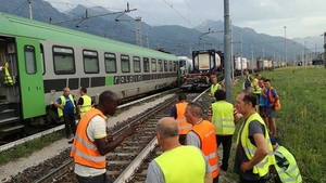 Un camionagiu român a rupt tăcerea despre infernul prin care a trecut din cauza incompetenţei unei companii de transport! "Suntem trataţi ca nişte animale!"