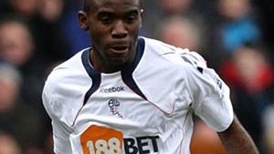 Marturie socanta! Muamba, fotbalistul care a murit pentru 78 de minute, povesteste ce a simtit cand s-a prabusit pe teren!